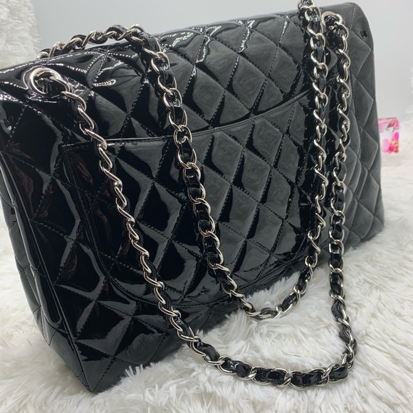 ❌SOLD❌ CHANEL classic Maxi black patent Flap Bag - Picture 10 of 15